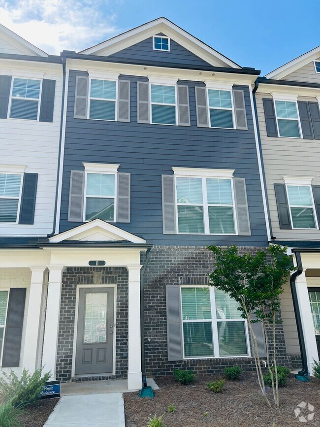 Building Photo - 8 Iron Dr