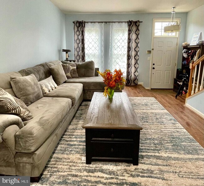 Foto del edificio - 10034 Moxleys Ford Ln