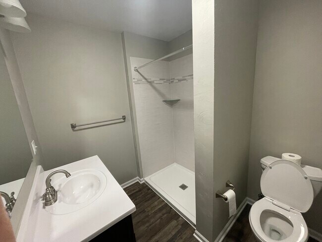 Foto del edificio - 207 W Walworth St
