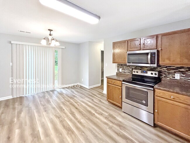 Foto del edificio - 165 Bayside Ln