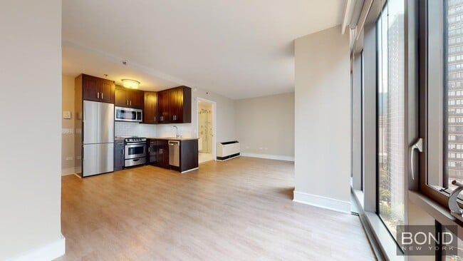 Building Photo - 237 E 34th St
