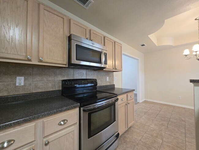 Building Photo - RENT REDUCTION & RENT SPECIAL - AVAILABLE NOW!