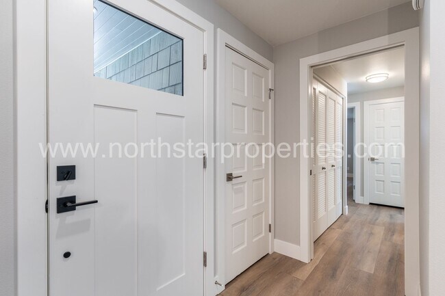 Foto del edificio - 226 Greenridge Dr