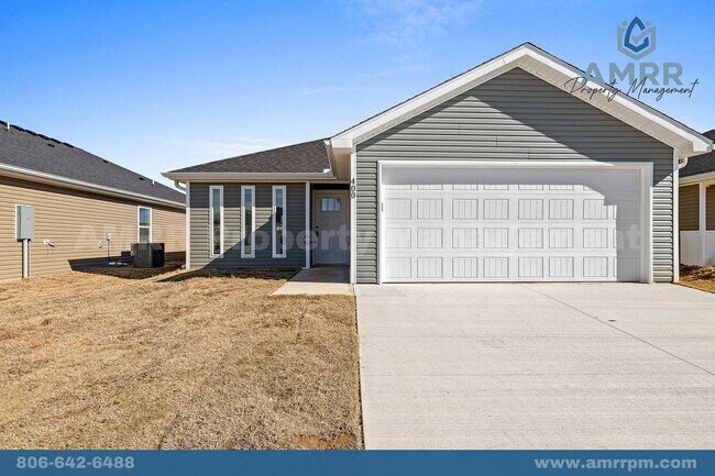 Building Photo - 3-Bedroom Home In Suburban-Style Neighborh...