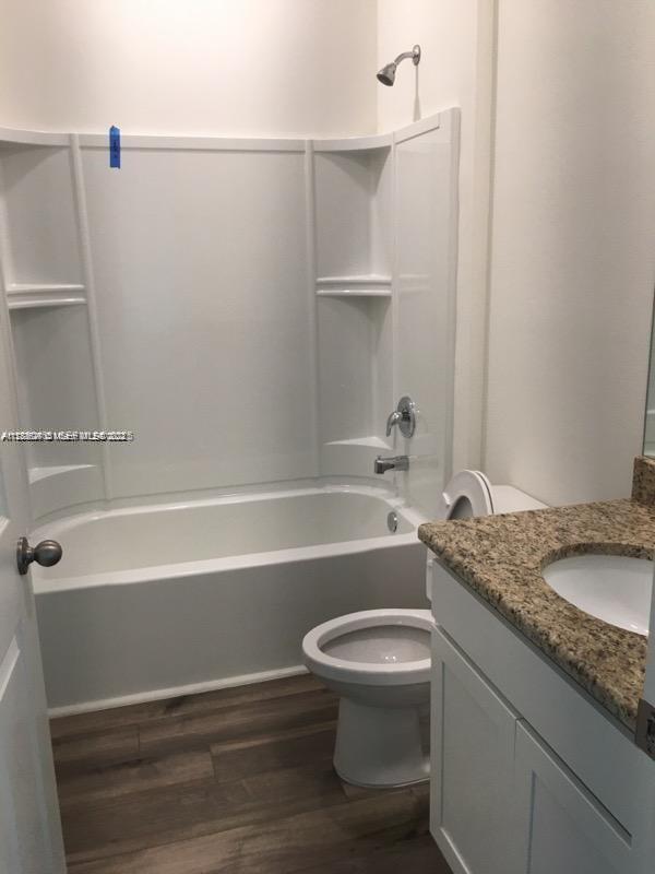 Building Photo - 2240 SW Lawrence St