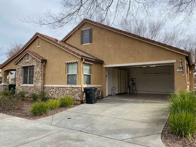 Foto del edificio - 1000 Orleans Ct