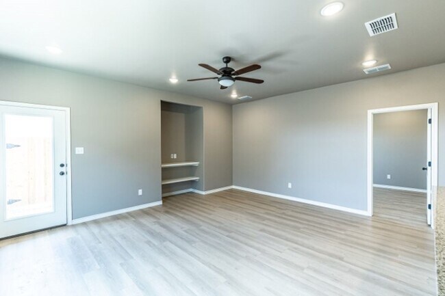 Foto del edificio - 1607 Avenue O