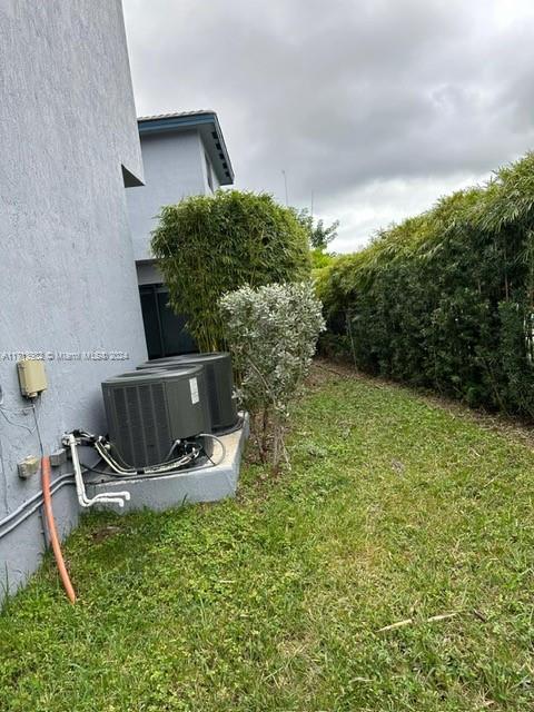 Foto del edificio - 8775 NW 159th St