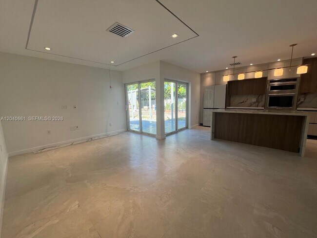 Foto del edificio - 16805 SW 109th Ct