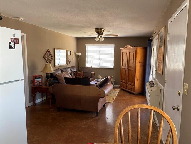 Foto del edificio - 307 Eagles Nest Dr