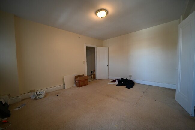 Foto del edificio - 1401 Beacon St