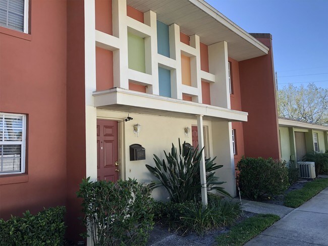 Building Photo - 4784 Tangerine Ave