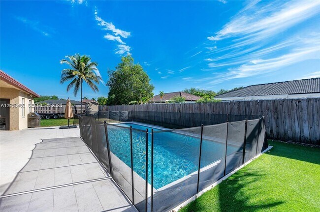 Foto del edificio - 29191 SW 142nd Ct