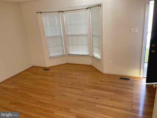 Foto del edificio - 5313 Leavers Ct