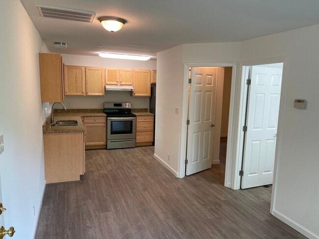 Building Photo - 108 Wild Primrose Ln