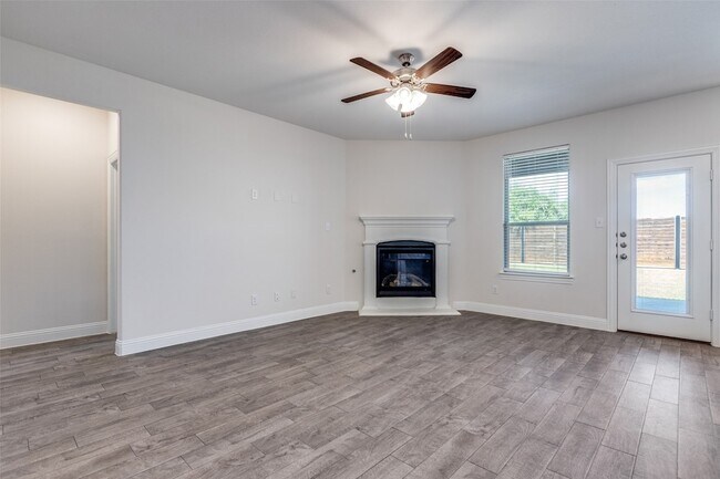 Foto del edificio - 10909 Los Alamos Dr