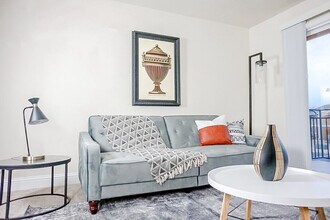 Building Photo - 12701 N Pennsylvania Ave