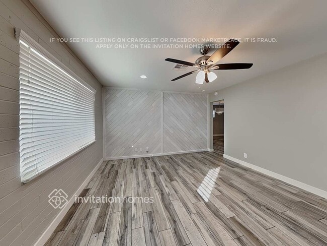 Building Photo - 7846 E Willetta St