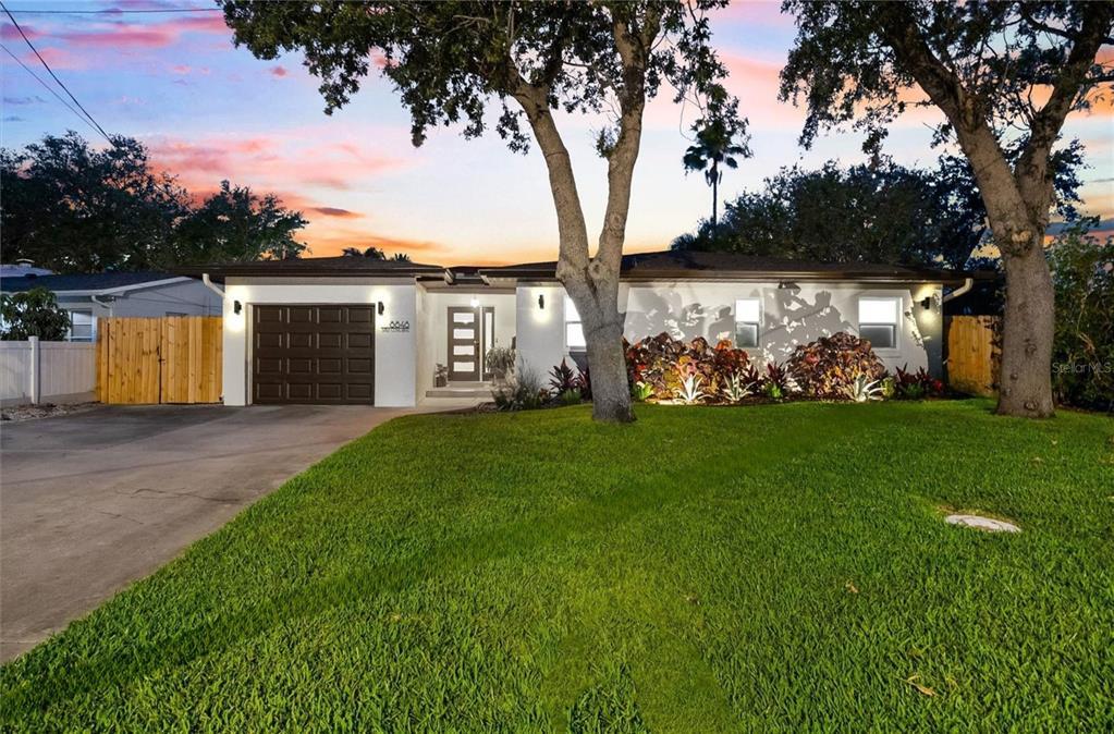 Foto principal - 8848 Sunlit Cove Dr NE