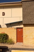 Building Photo - 5506 Grover Ave