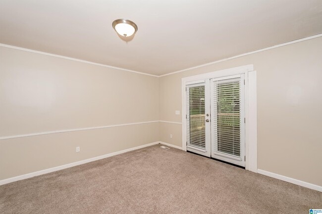 Building Photo - 636 Cresap Cir NE