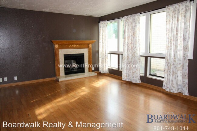 Foto del edificio - 3 br, 2.5 bath House - 7913 S Harvel Dr