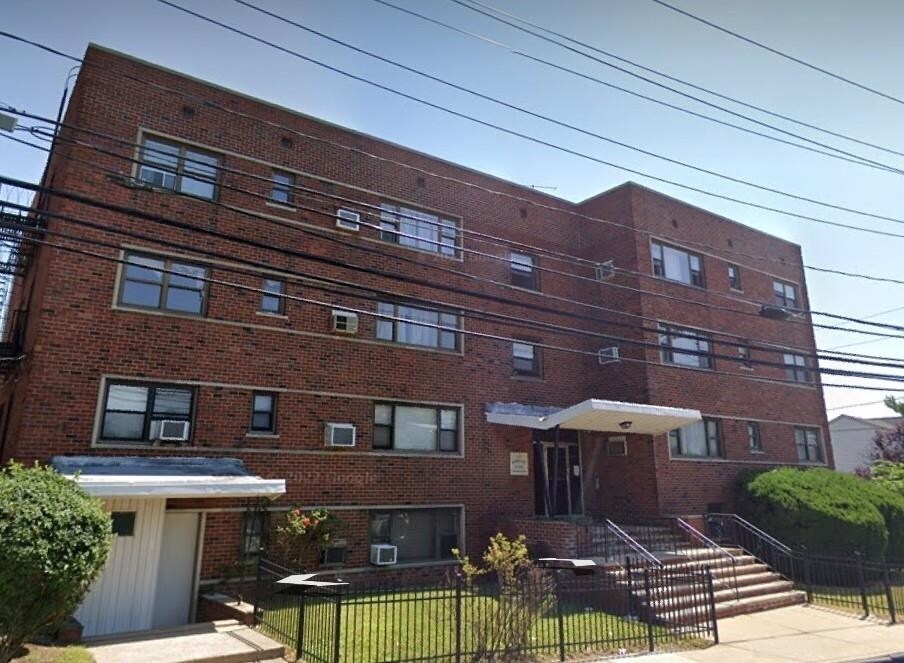 Primary Photo - 204 Woodcliff Ave