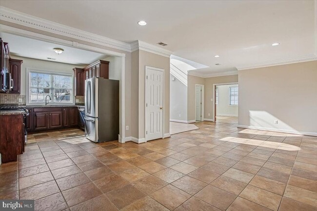 Building Photo - 7118 Vermillion Pl