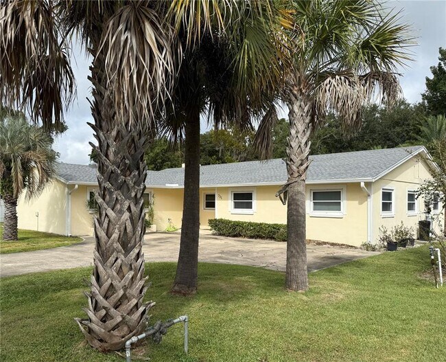 Building Photo - 731 Northwood Cir