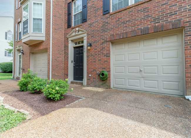 Photo - 606 Huffine Manor Cir House