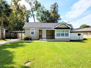 Building Photo - 9776 Hogan Rd