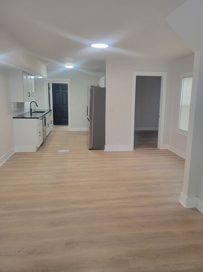 Foto del edificio - 1711 Coleman Ave