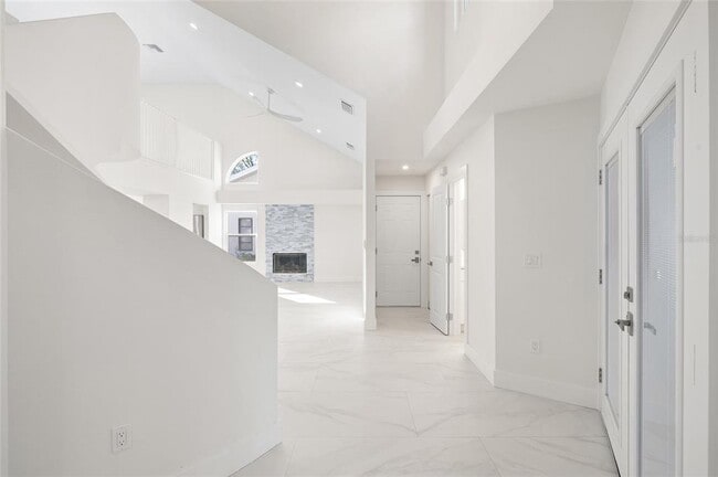 Building Photo - 1801 Laurence Ct