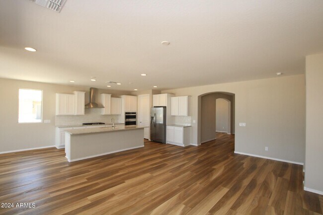 Foto del edificio - 18827 262nd Ln