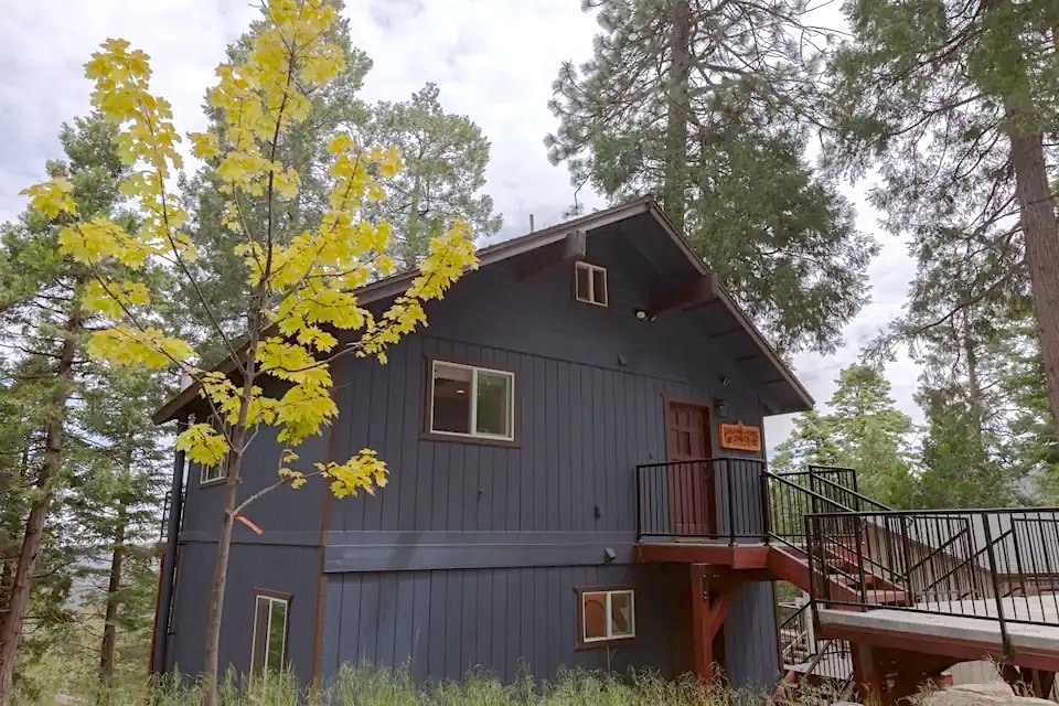 24655 Altdorf Dr, Crestline, CA 92325 House Rental in Crestline, CA