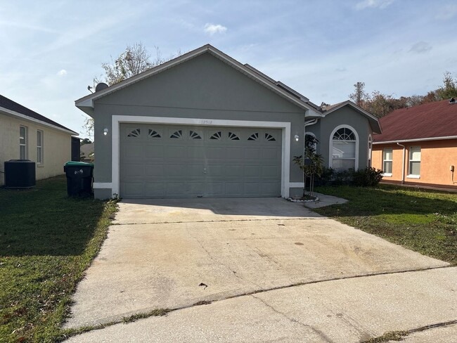 Building Photo - 3 Bedroom Home in Highly Desirable Orlando Neighborhood