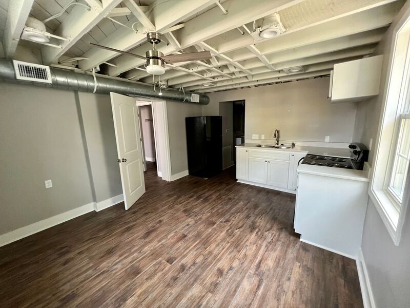 Foto del edificio - 418 East State Street
