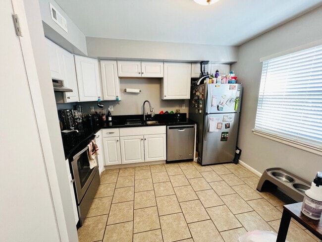 Photo - 733 Tilden Pl Townhome