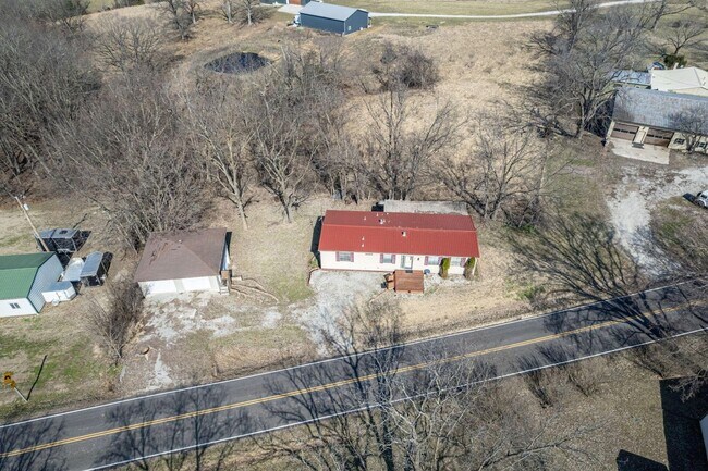 Building Photo - 3 Bed 2 Bath South Columbia
