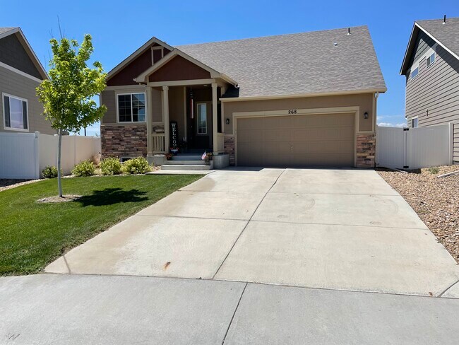 Building Photo - 268 Pinebrook Ct