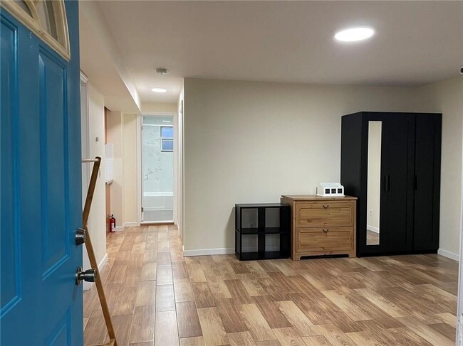 Foto del edificio - 2613 W 15th St