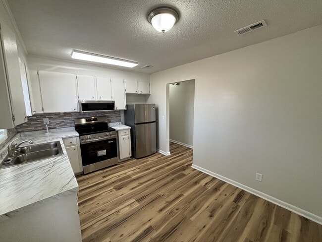 Building Photo - Available FOR RENT in Midland City, AL!!