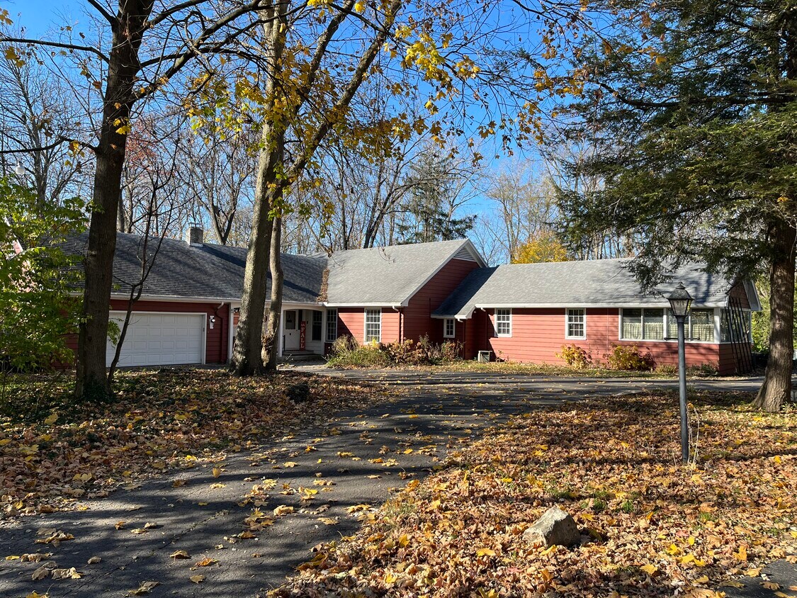 1110 Fostoria Ave, Findlay, OH 45840 House Rental in Findlay, OH