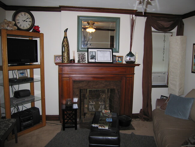 Building Photo - 710 Kanawha Blvd W