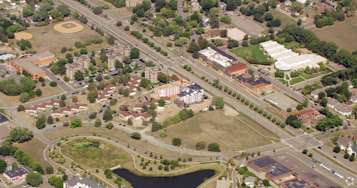 Vista aérea del 4 - Olson Park Apartments