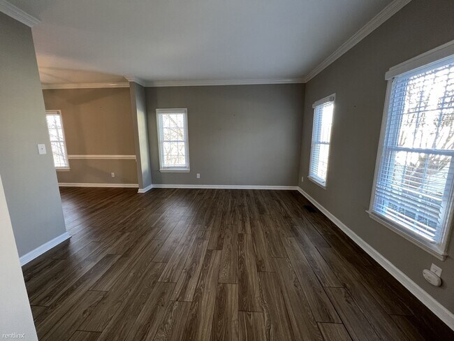 Building Photo - 5 br, 3.5 bath House - 5204 Birnamwood Trl...