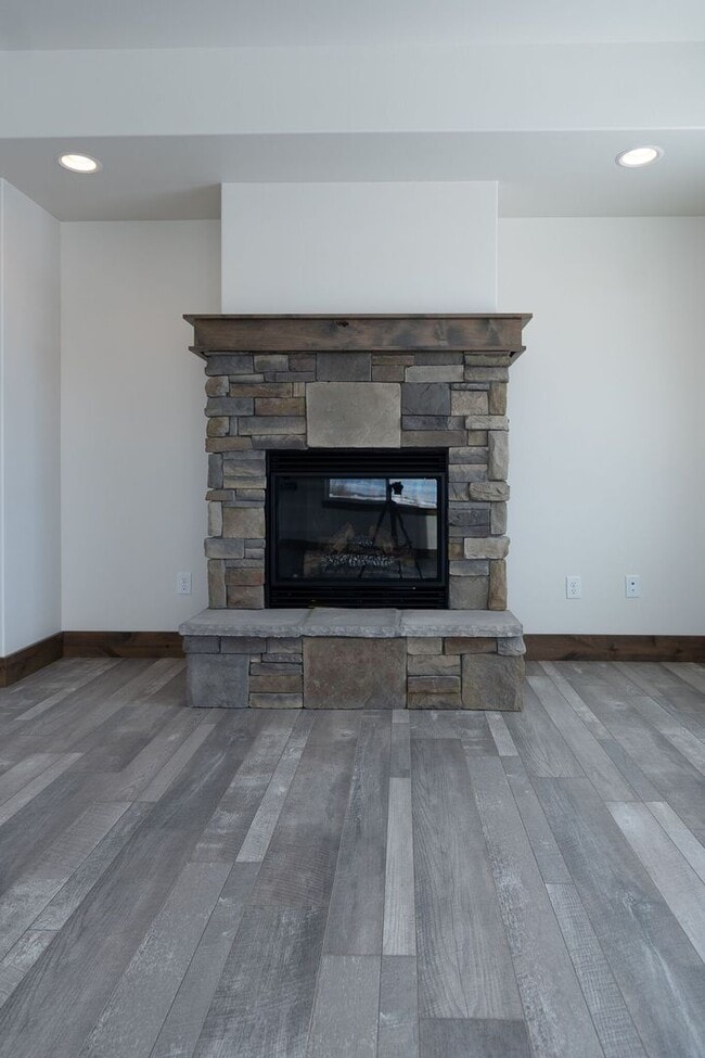 Building Photo - 1265 Baxter Creek Way