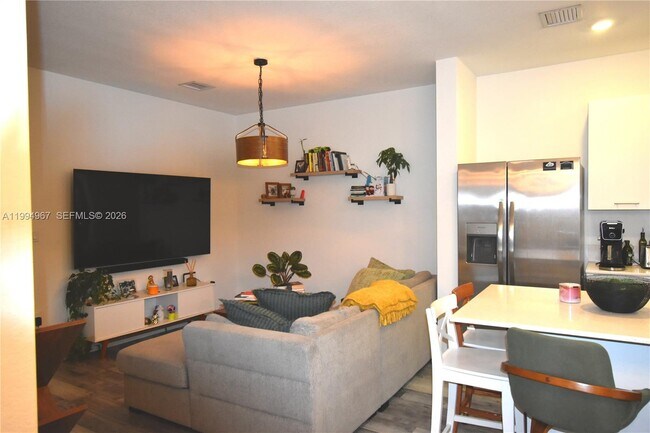 Foto del edificio - 12107 NW 24th Pl