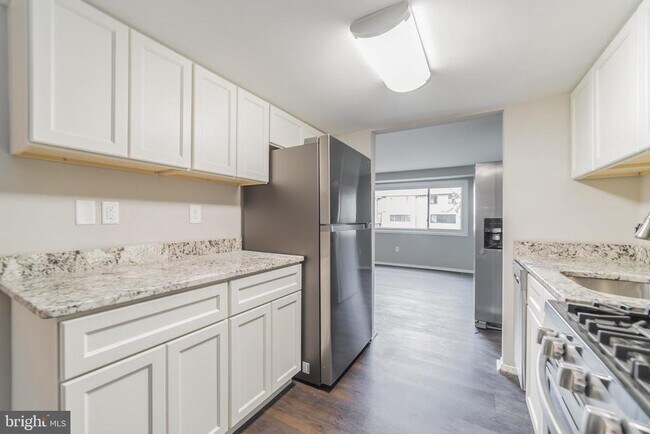 Foto del edificio - 9349 Reader Ln