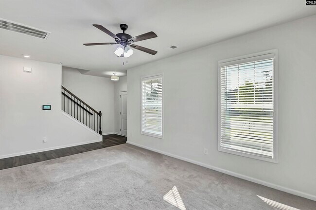 Foto del edificio - 915 Magwood Ct
